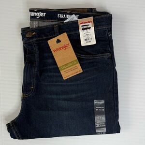 Wranglers men's jeans 38x32. Straight fit, dark wash, blue, flex fit, cotton, fl